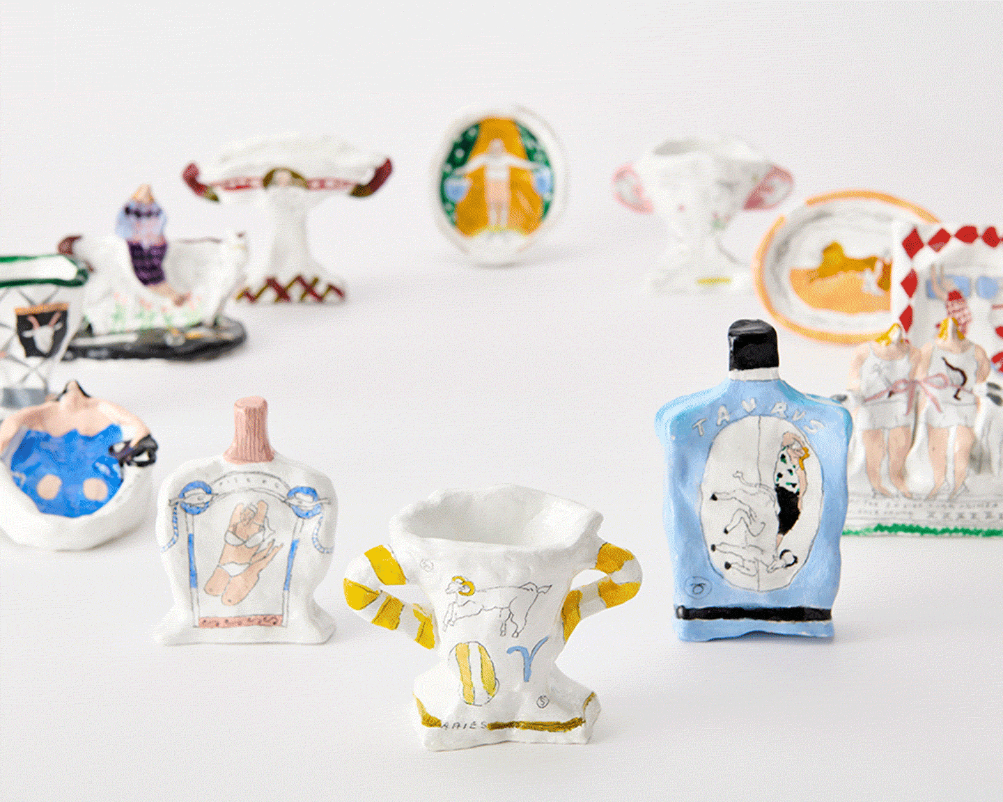 CONVENIENCE YOUNGの星座オブジェを12名様にプレゼント!